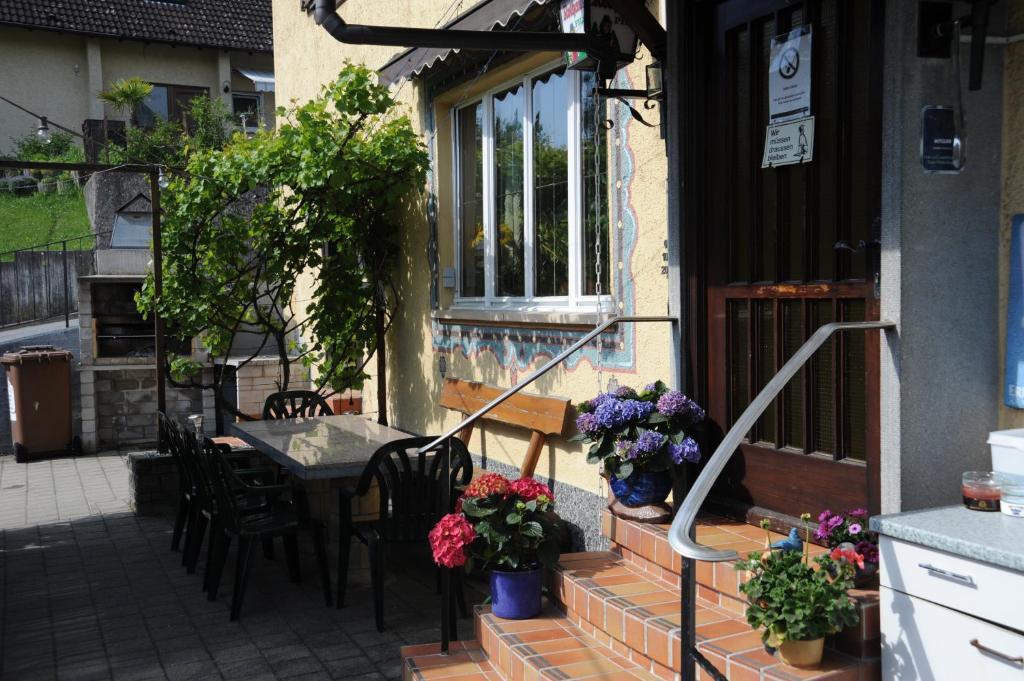 Gasthaus-Pension Fischerkeller Randegg Eksteriør bilde